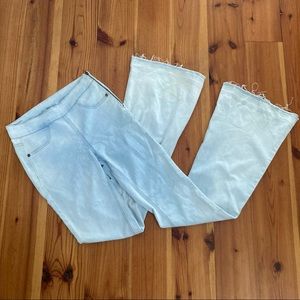 Beautiful zip side jeans